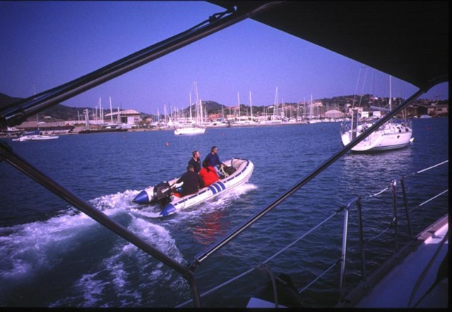 k2003_rh_0043.jpg_ix.med.jpg