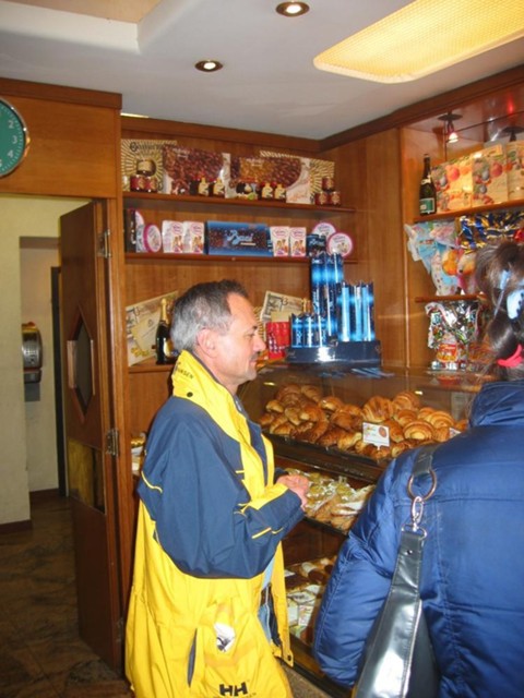 k2003_ms_0000.jpg_ix.med.jpg