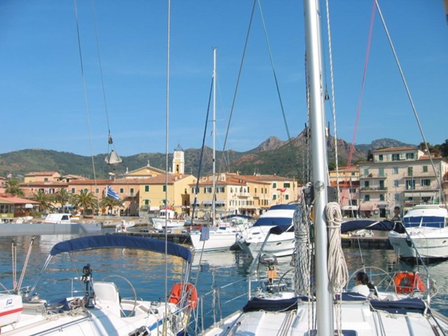k2003_ms_0022.jpg_ix.med.jpg