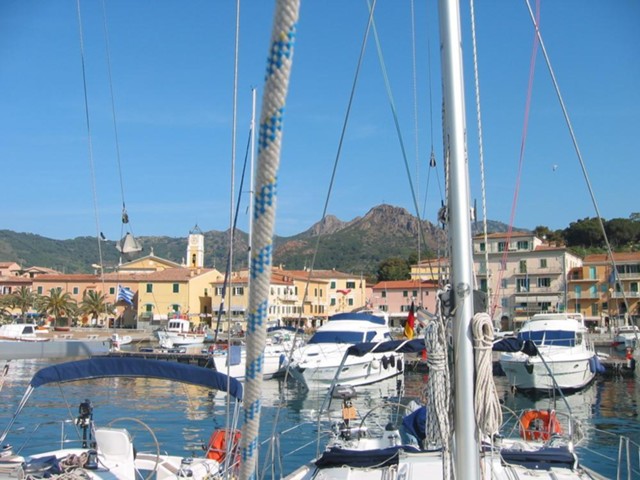 k2003_ms_0023.jpg_ix.med.jpg