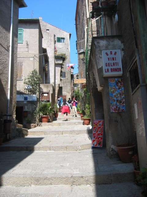 k2003_ms_0034.jpg_ix.med.jpg