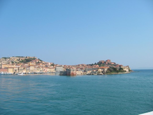 k2003_ms_0070.jpg_ix.med.jpg