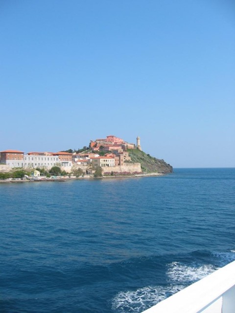 k2003_ms_0073.jpg_ix.med.jpg