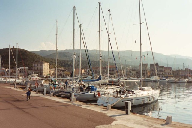 k2003_pg_0075.jpg_ix.med.jpg