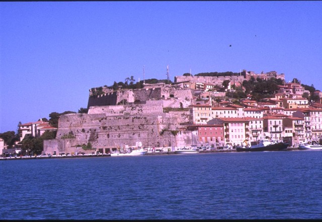 k2003_rh_0012.jpg_ix.med.jpg