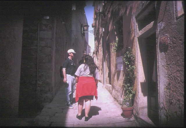 k2003_rh_0019.jpg_ix.med.jpg