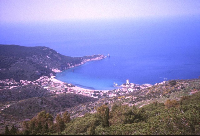 k2003_rh_0023.jpg_ix.med.jpg