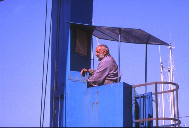 k2003_rh_0050.jpg_ix.med.jpg