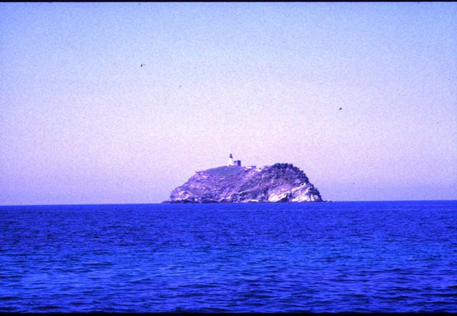 k2003_rh_0076.jpg_ix.med.jpg