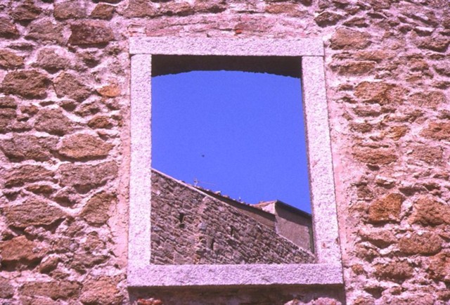 k2003_rh_0026.jpg_ix.med.jpg
