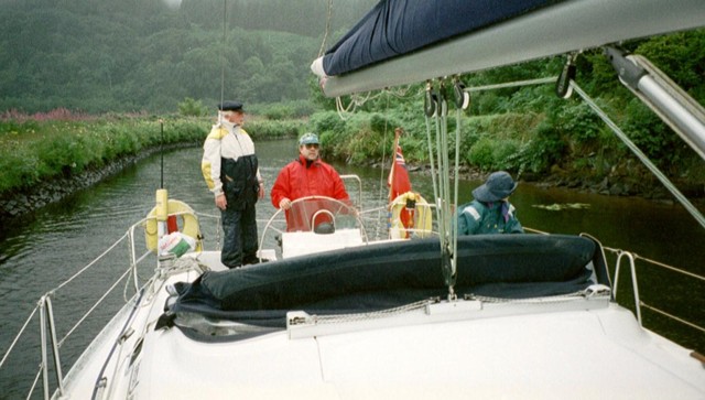 crin-003_03.jpg_ix.med.jpg