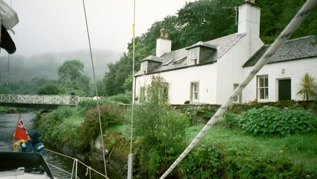 crin-010_10.jpg_ix.med.jpg